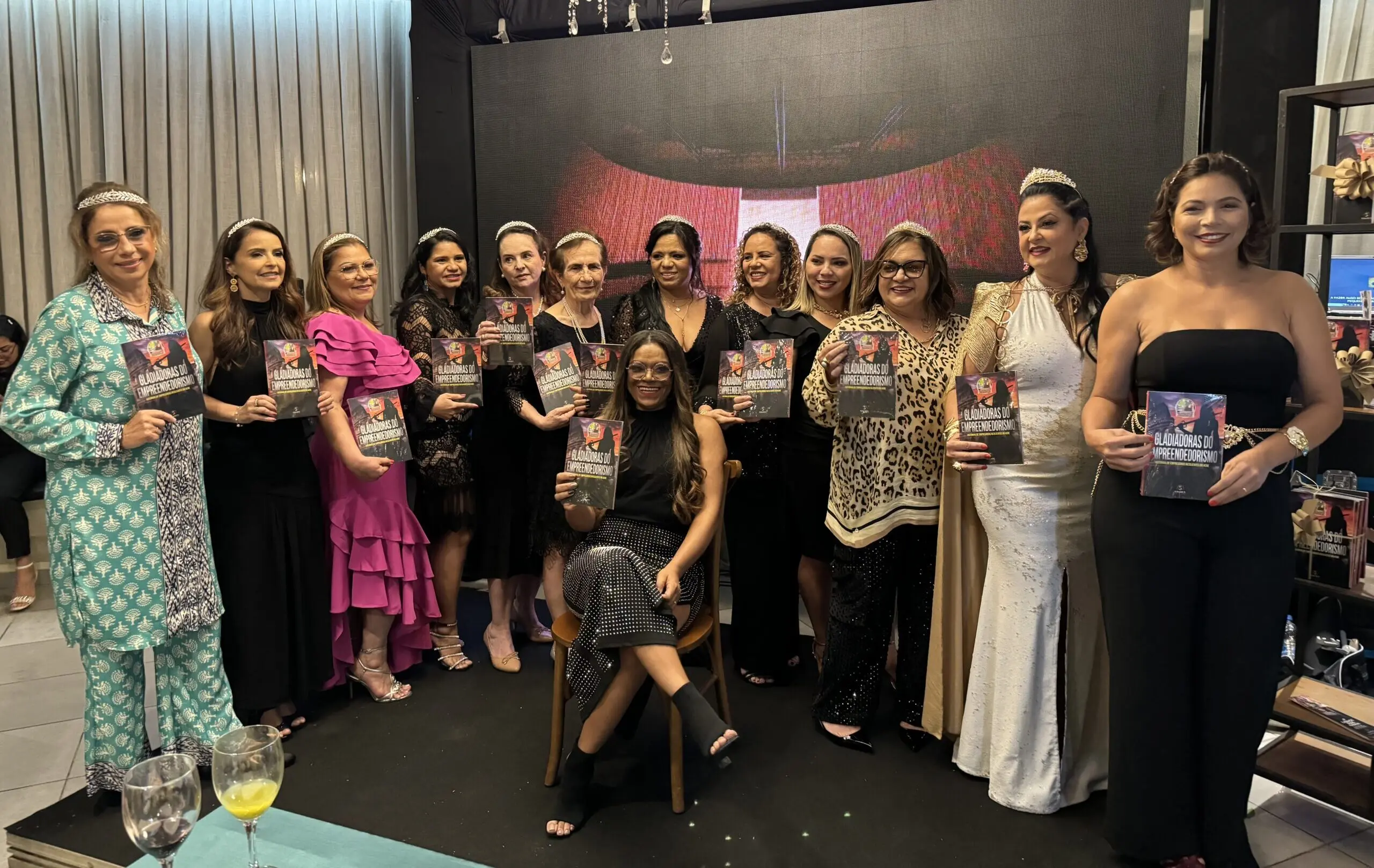 Livro “Gladiadoras Amazônicas do Empreendedorismo” é lançado no Acre