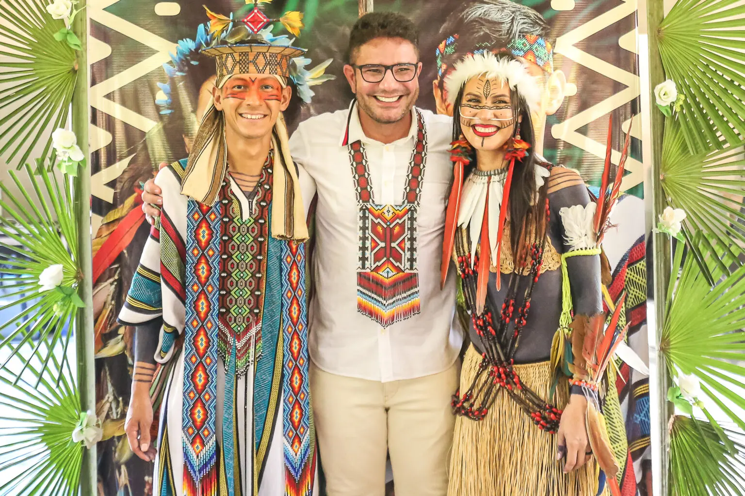 Gladson prestigia casamento que celebra a união entre Puyanawa e Ashaninka