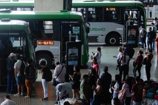 Homem é esfaqueado e tem celular roubado na Rodoviária