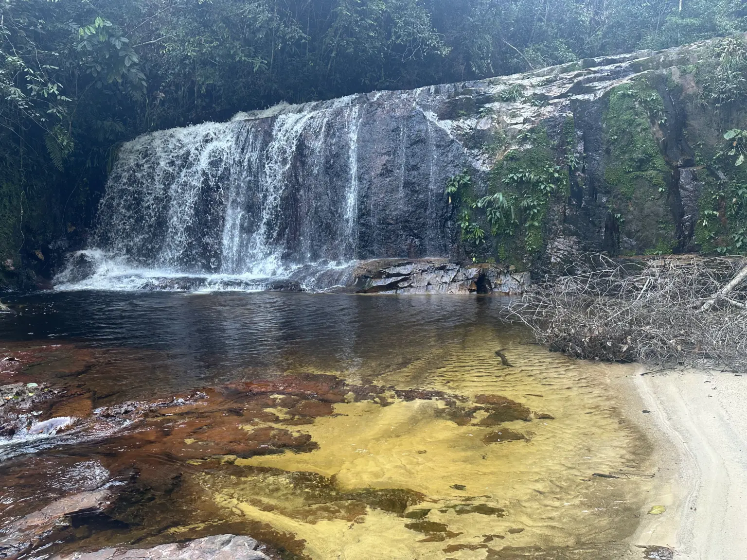 Serra do Divisor viraliza após vídeo de acreana ultrapassar 3 mi views