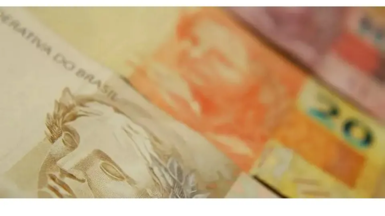 Governo antecipa pagamento do 13º para aposentados e pensionistas; veja datas de recebimento