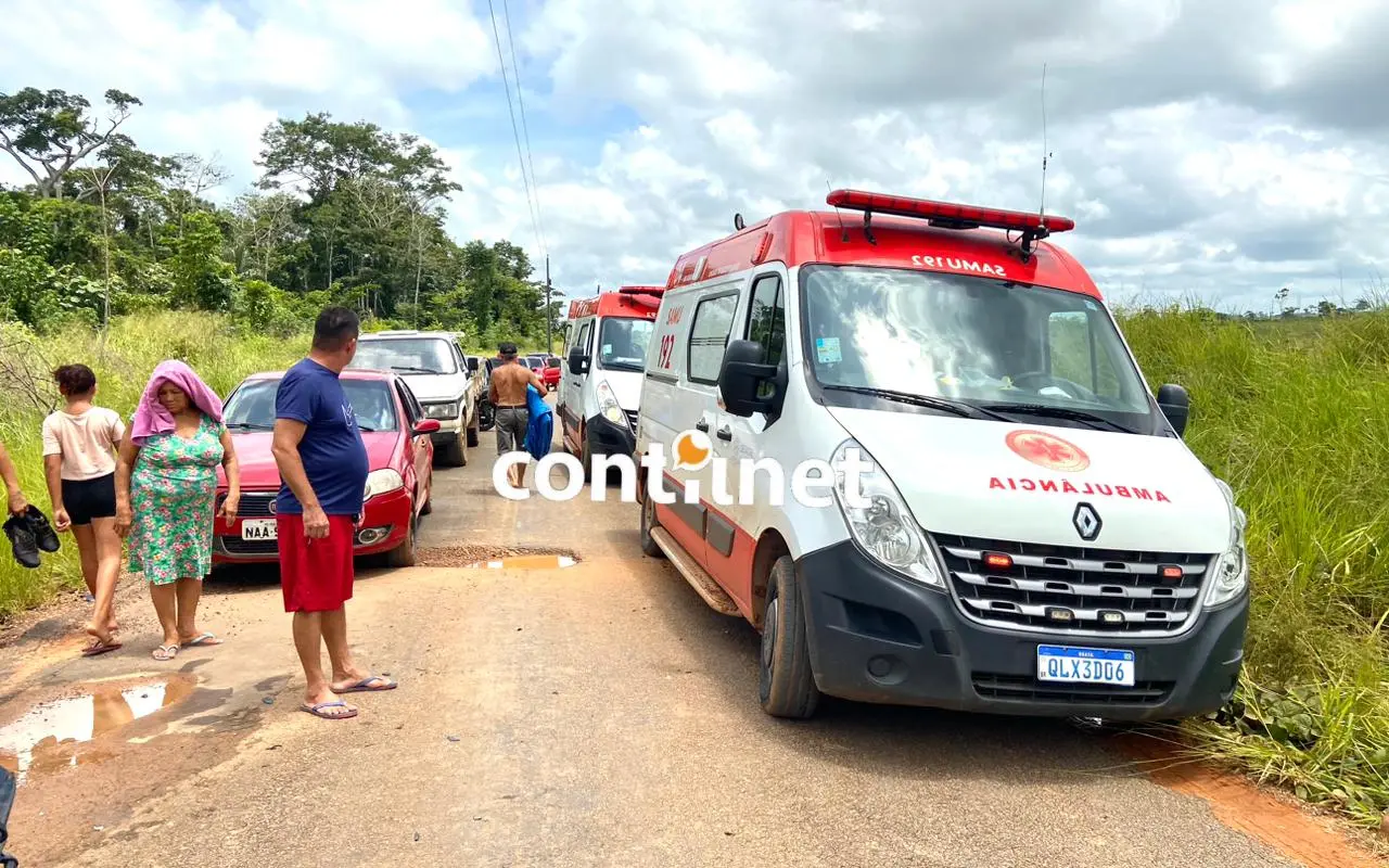 Colisão entre motocicletas na estrada do Quixadá deixa quatro pessoas feridas
