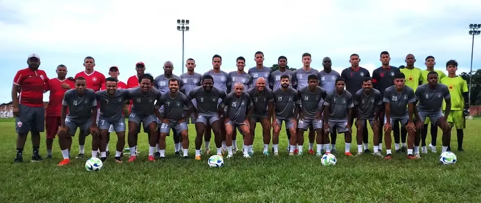 Rio Branco-AC tem 18 atletas relacionados para encarar Paysandu pela Copa Verde; veja lista
