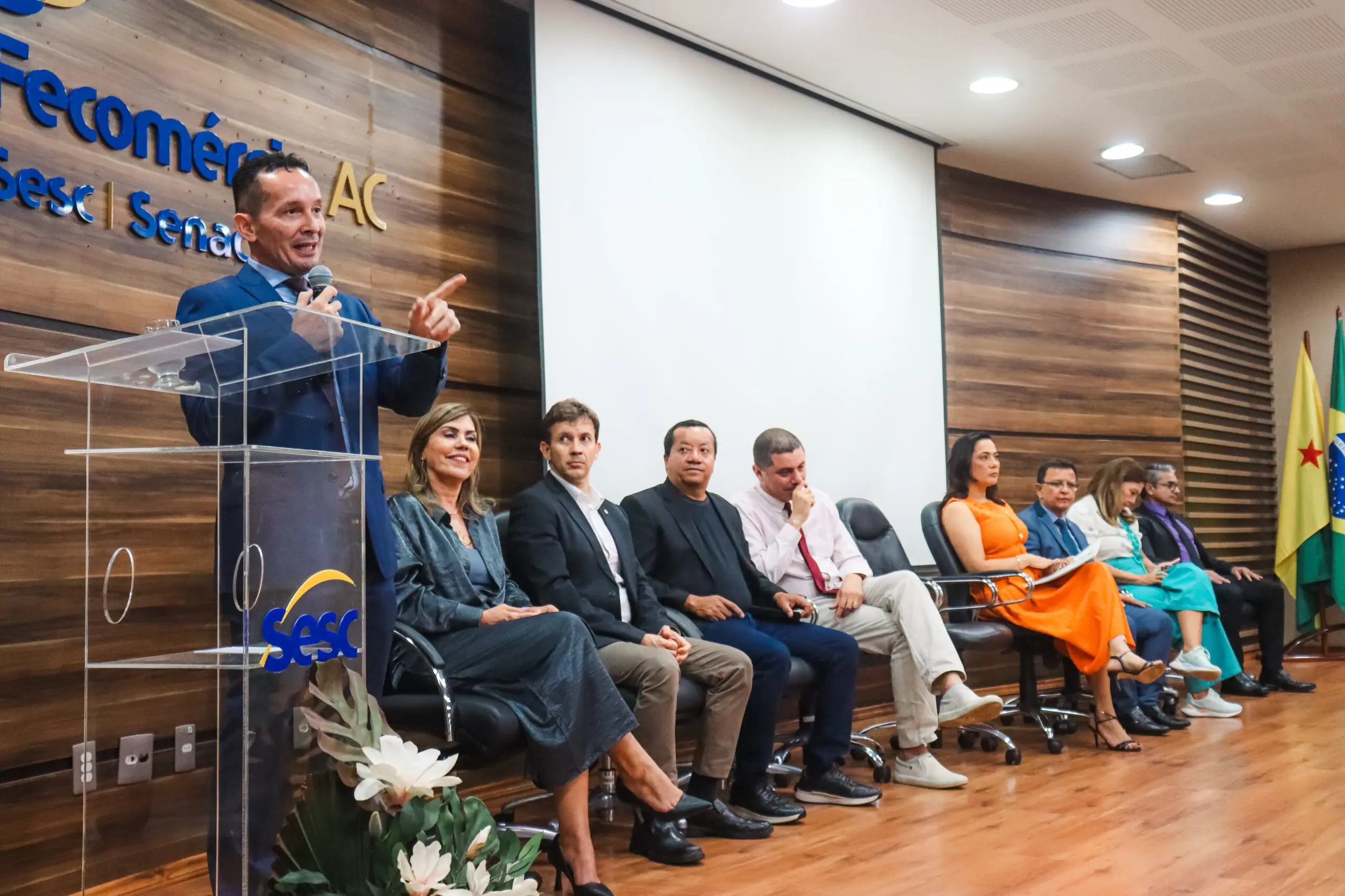 Adailton Cruz é empossado presidente do Conselho Regional de Enfermagem no Acre
