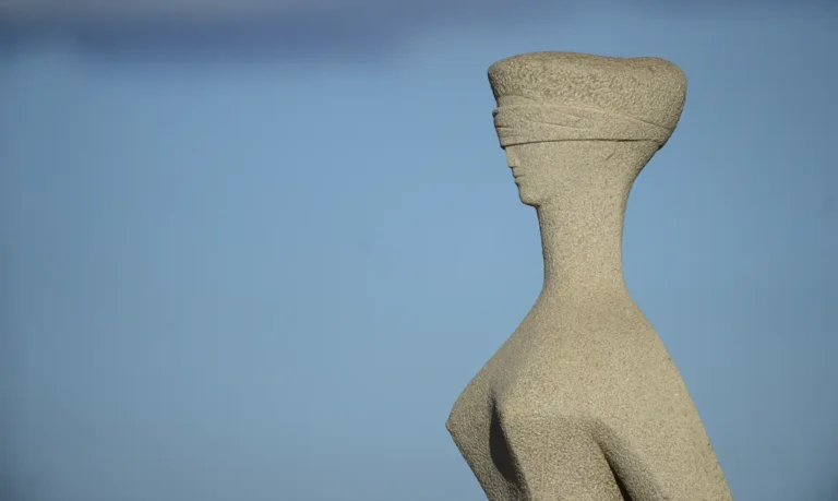 STF nega tese de estado de coisas inconstitucional para o país