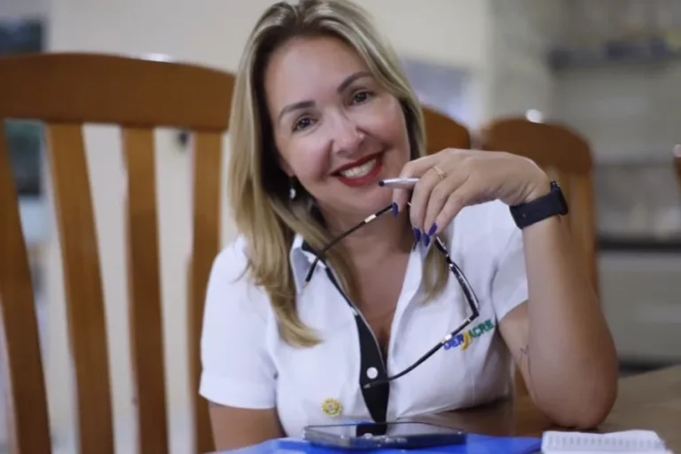 Sócrates sai e Sula assume a presidência do Deracre, sendo a 1ª mulher a comandar a autarquia