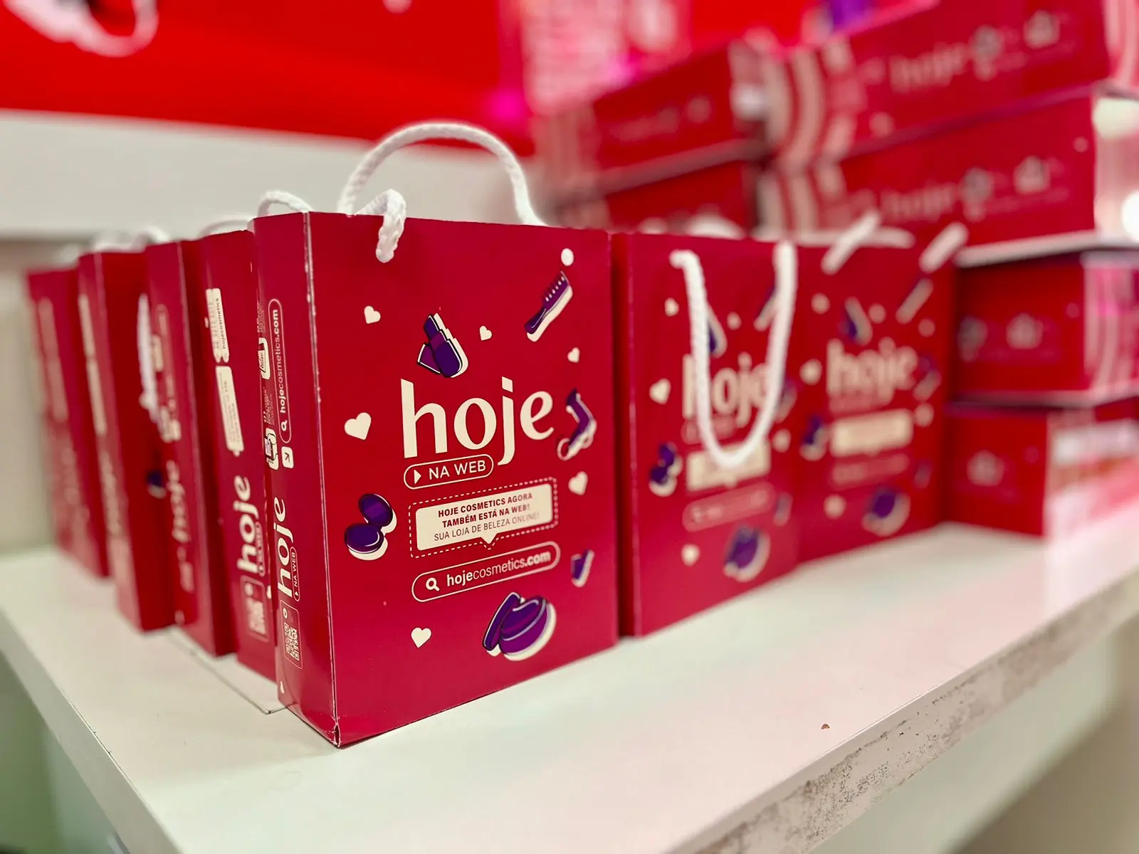 Do tradicional ao digital: Hoje Cosmetics lança loja virtual com mais de 20 mil itens