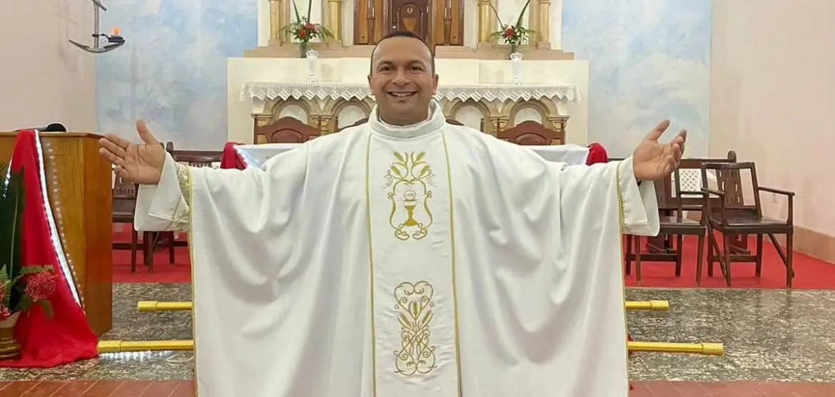 “A igreja adormeceu”, afirma padre que disputará eleição no interior do Acre