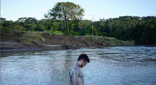 Ator da Netflix que estava em comunidade indígena do Acre se despede e agradece: “Vejo vocês em breve”