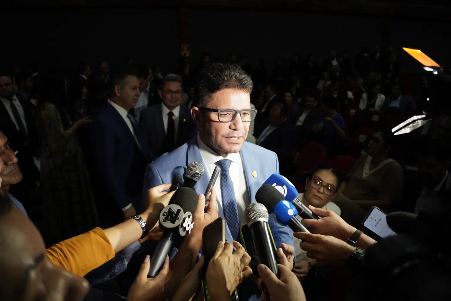 Gladson sanciona mudanças na arrecadação e cobrança do ICMS no Acre; entenda alteração