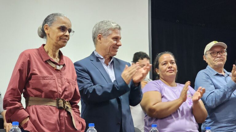 Ministros Marina Silva e Paulo Teixeira participam de eventos com produtores rurais no Acre