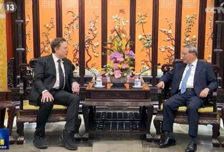 O que Musk foi fazer na China, o maior mercado de elétricos do mundo