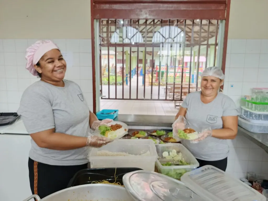 Programa do governo garante alimentação nutritiva para alunos de escolas públicas no Acre
