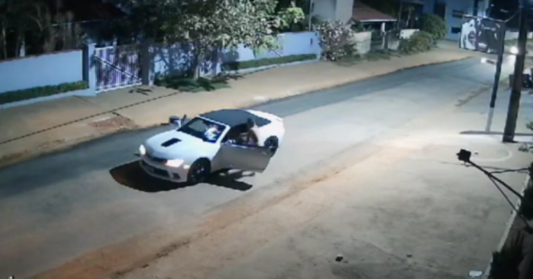 VÍDEO: empresário e garotas de programa trocam agressões no meio da rua