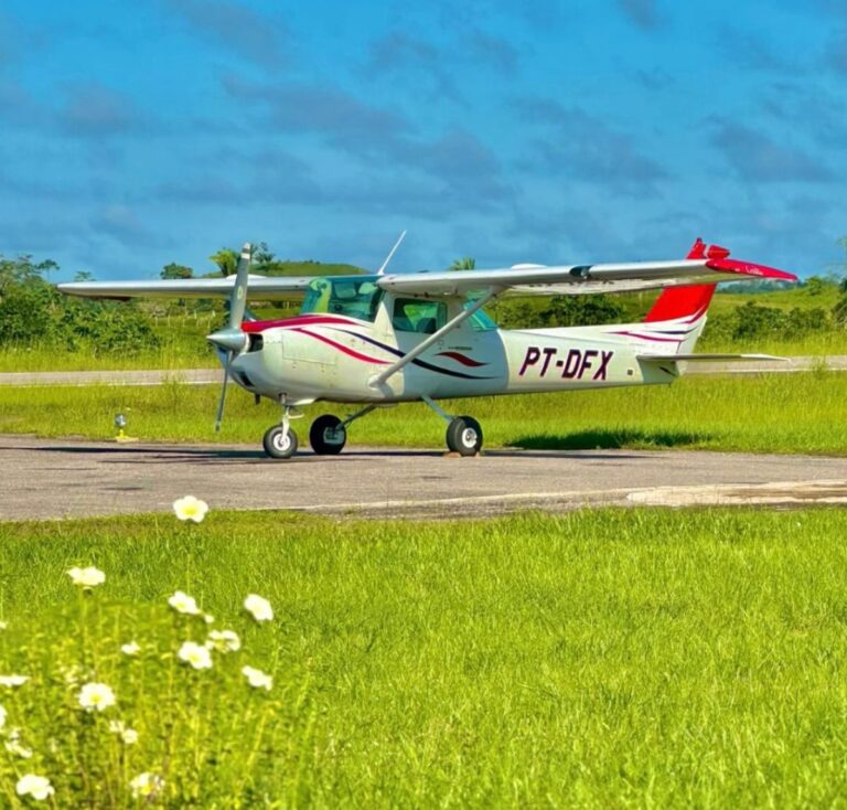 Avião que caiu em rio é de empresa de São Paulo que veio ao Acre para prestar serviços