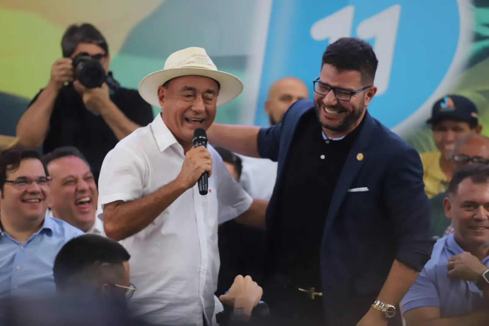 “Gladson, Bocalom e o jogo sucessório de 2026”: veja o artigo de José Américo