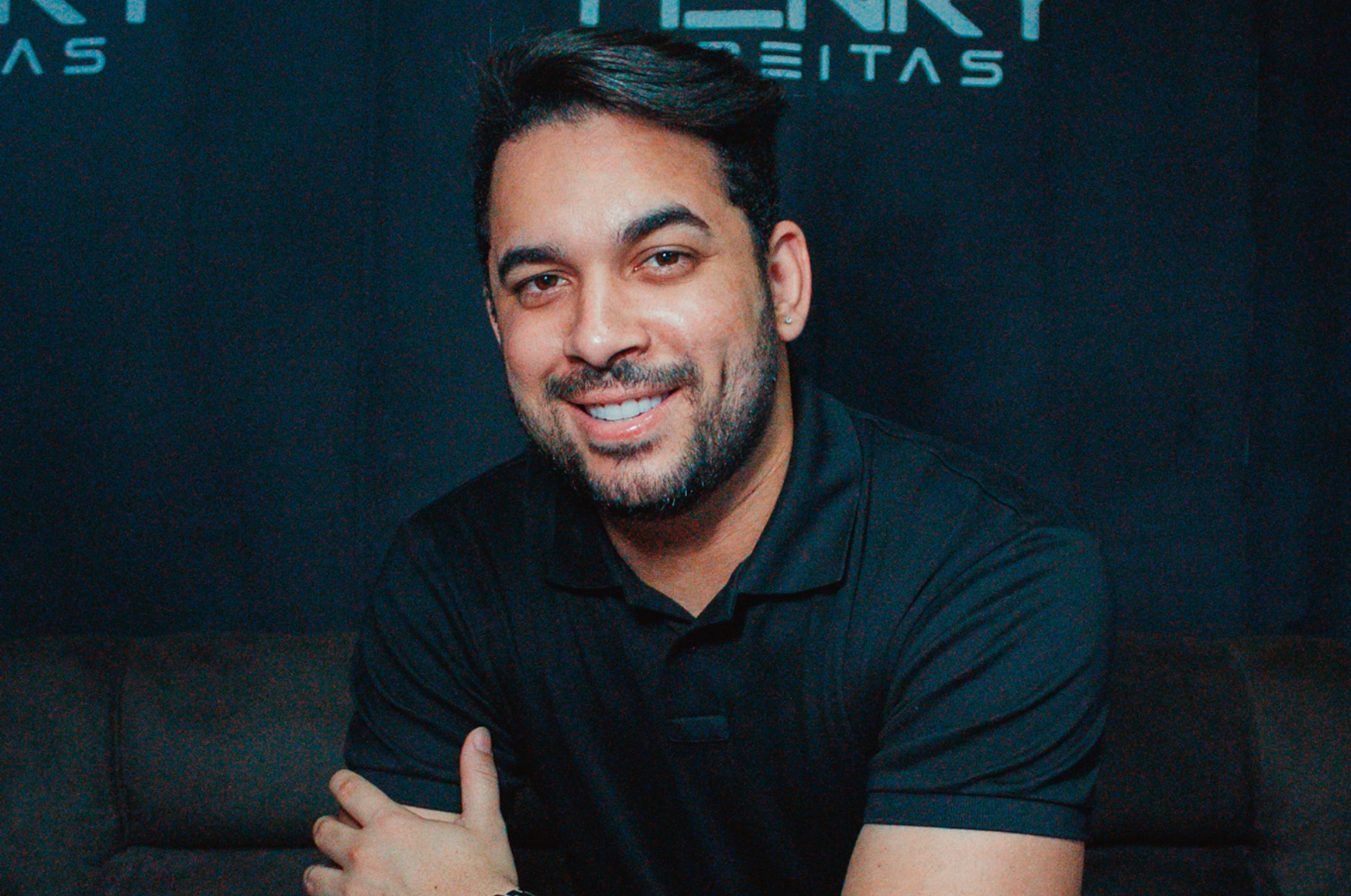 Show de Henry Freitas na Expoacre custará mais de R$ 1 milhão; coluna revela cachê