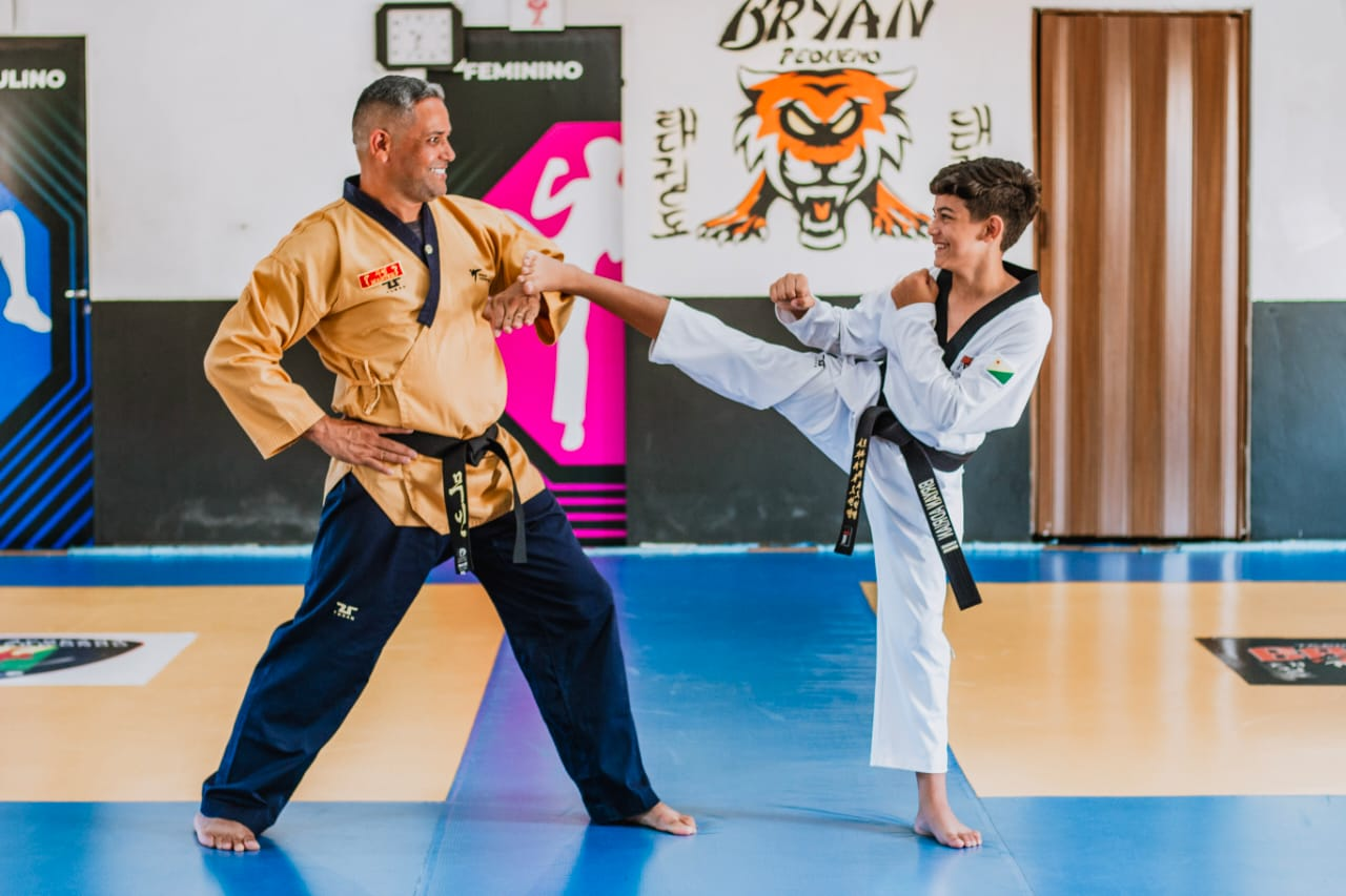 Acreano de 13 anos vai a Macapá disputar vaga no Grand Slam de Taekwondo em 2025