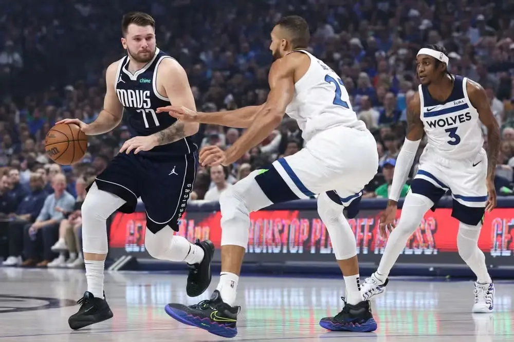 Mavericks vencem Timberwolves e ficam a uma vitória das finais da NBA