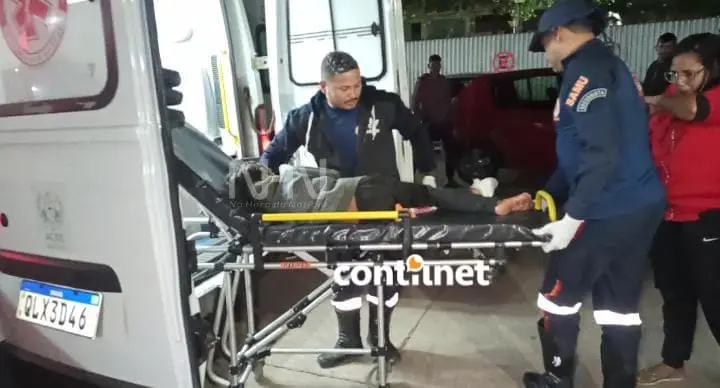 Criança tem dedos do pé esmagados após tentar subir em ônibus em Rio Branco