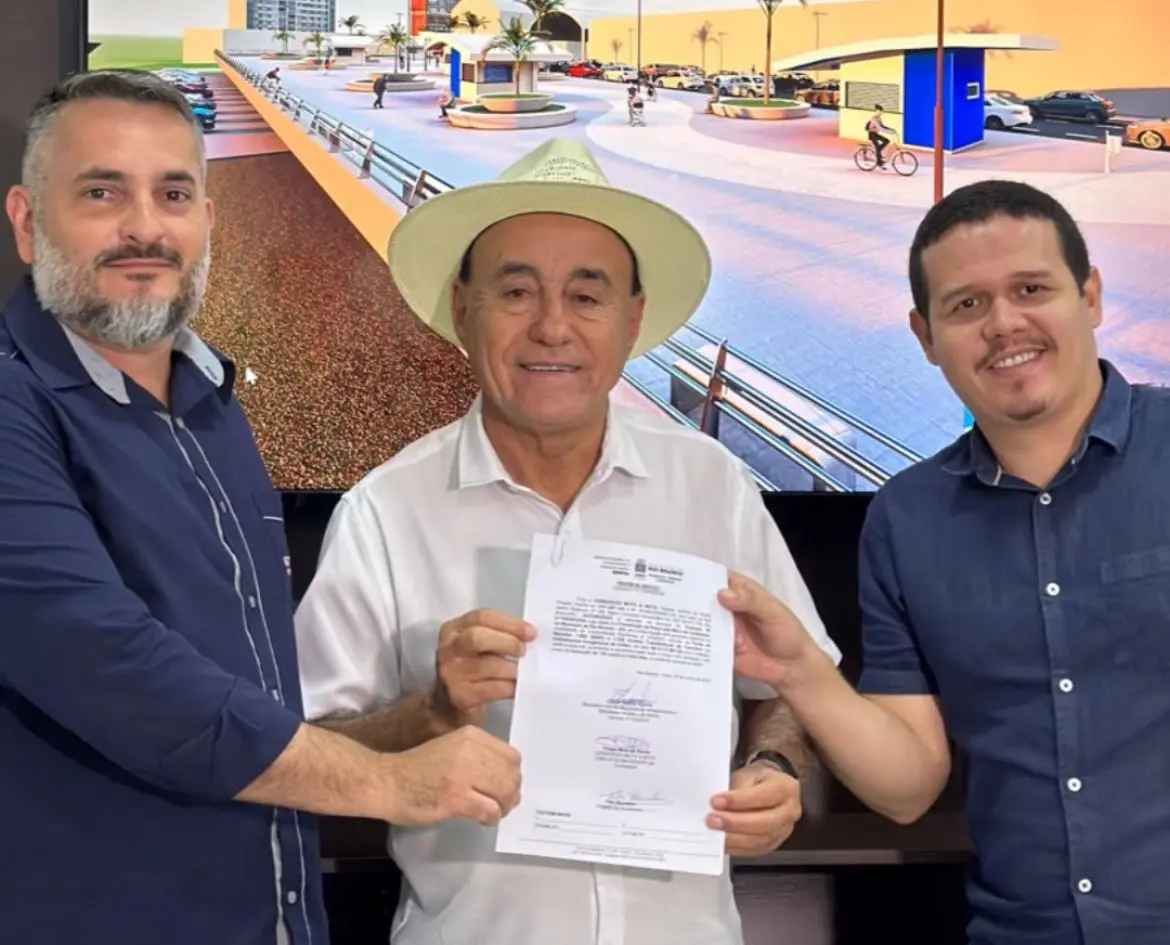 Bocalom assina ordem de serviço para construção de praça do Mercado Elias Mansour