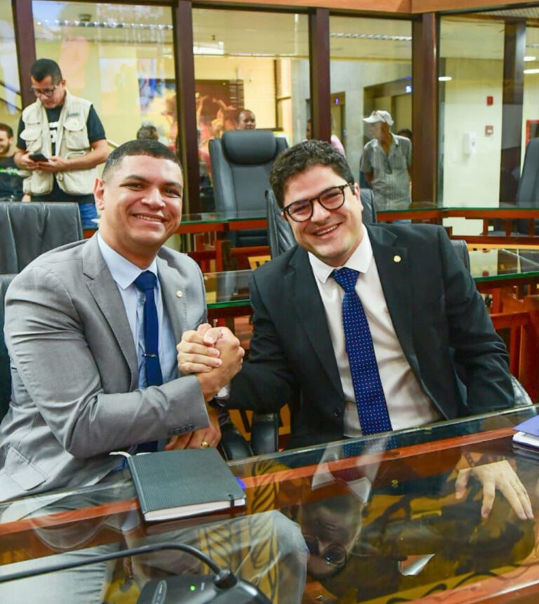 Eduardo sai em defesa de Pablo após deputado ser destituído por Petecão da liderança do PSD: “Gigante”