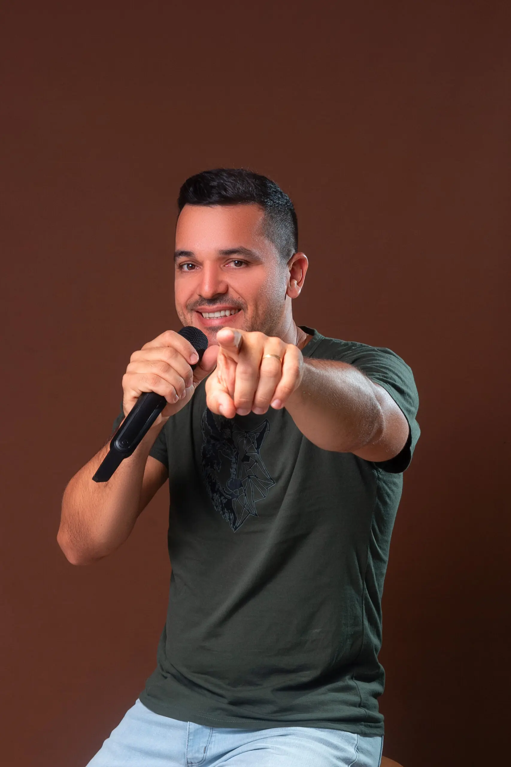 Do Acre, cantor Daniel Pinheiro lança música autoral de tecnomelody no Spotify; OUÇA