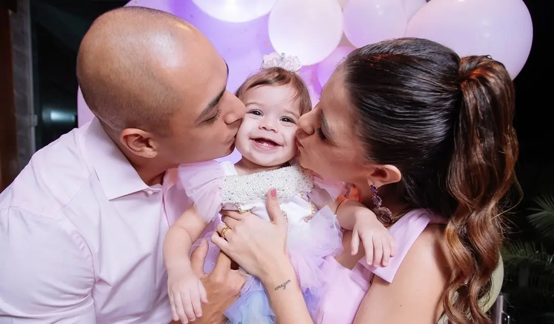 Mabel faz 1 ano: Kalu Viana, filha de Jorge Viana, abre álbum da festa da filha