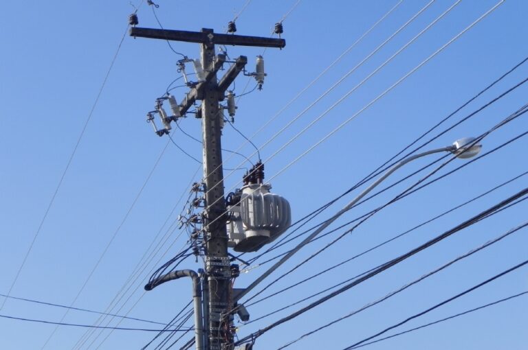 Idoso morre após sofrer descarga elétrica em cidade de Rondônia