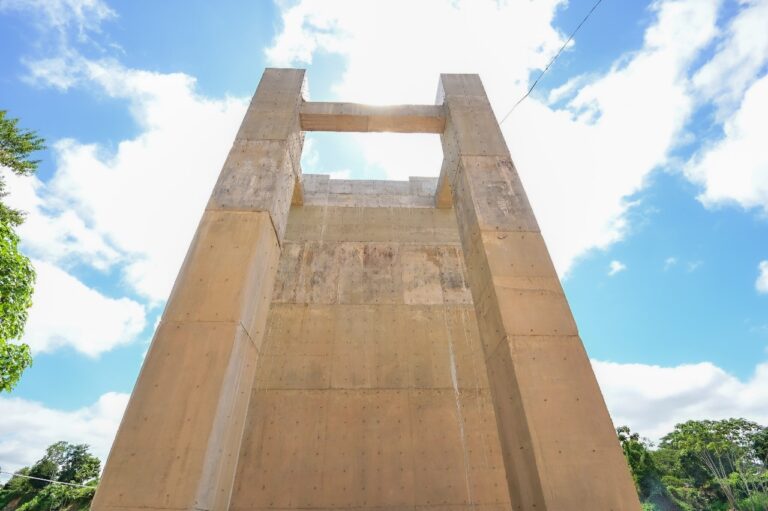 Obras da Ponte da Sibéria avançam em Xapuri, no interior do Acre