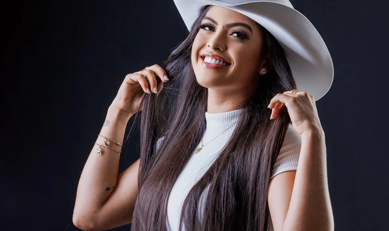 Presença confirmada no Festival da Macaxeira, Rainha da Expoacre encerra reinado com agenda intensa