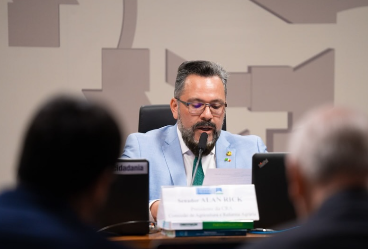 Alan Rick se junta a Pacheco nas críticas ao STF por descriminalizar maconha para uso pessoal