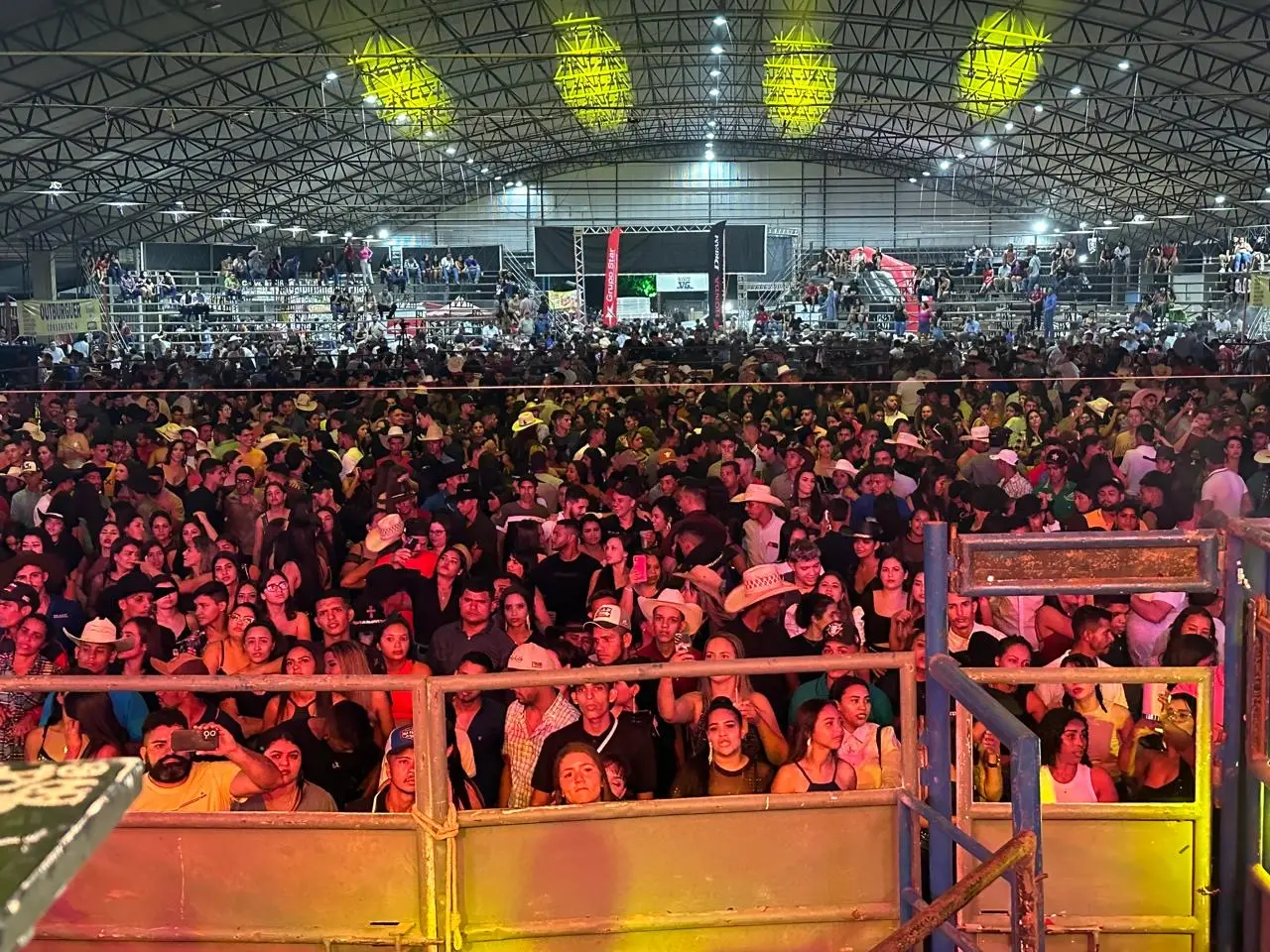 Sena Rural Show atinge R$ 4 milhões em vendas e atrai mais de 8 mil visitantes em 4 dias de evento; FOTOS