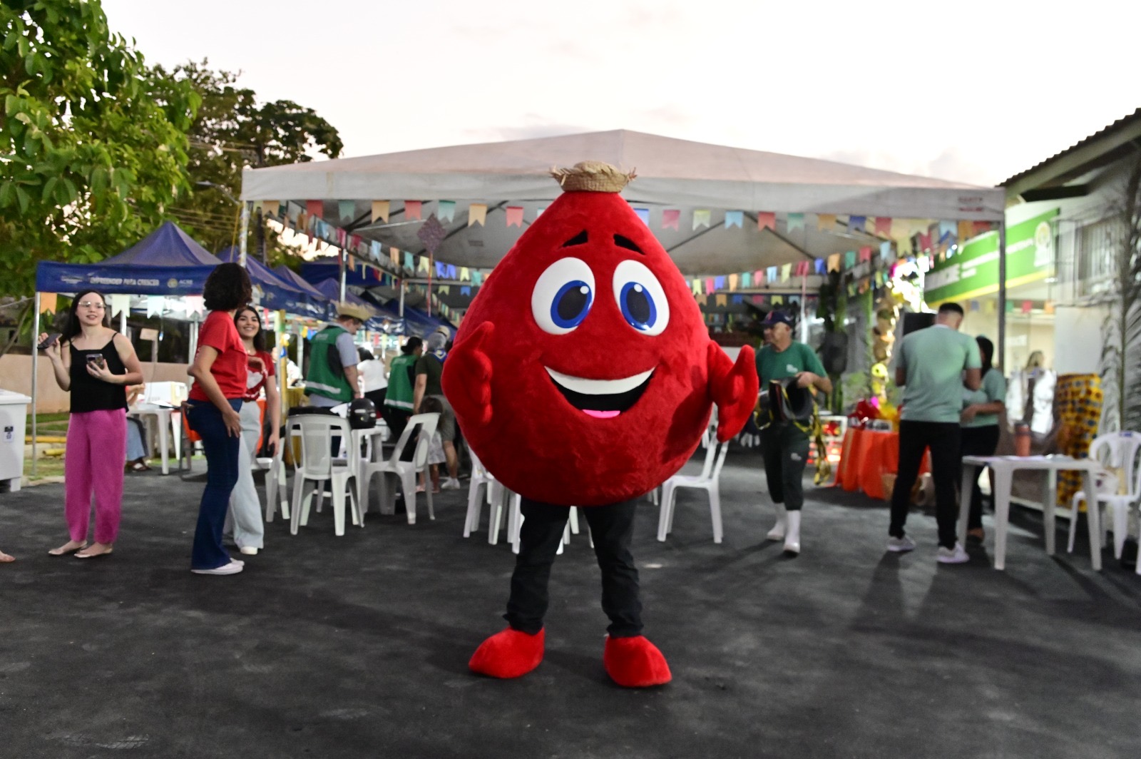 Dia Mundial do Doador de Sangue é celebrado com festa em Rio Branco