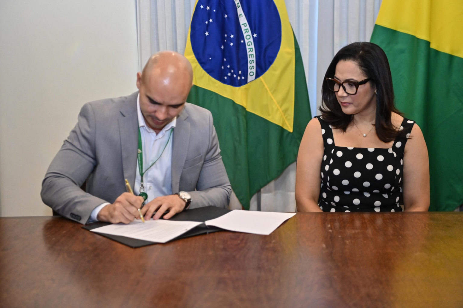 Governo do Acre assina protocolo de intenções para destinar R$ 856 milhões a projetos