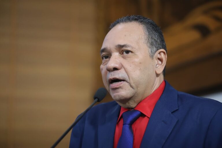 Manoel Moraes segue na liderança do Governo/Foto: Juan Diaz/ContilNet