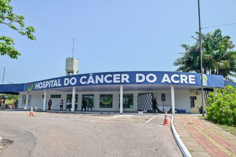 Mutirão de consultas de quimioterapia atende 60 pacientes no Unacon, em Rio Branco