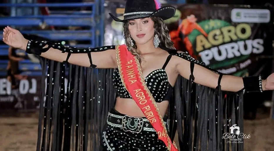 Estudante de 15 anos é eleita Rainha do Rodeio na abertura da Agro Purus 2024; VÍDEOS E FOTOS