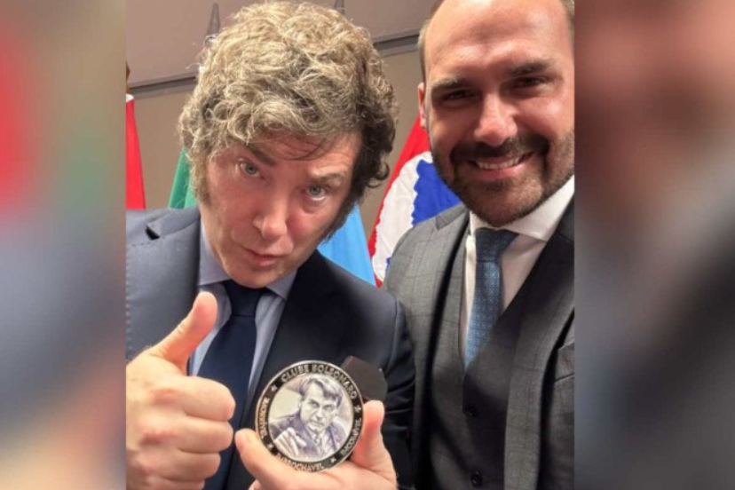 Bolsonaro dá medalha de “imbrochável” e “incomível” para Milei