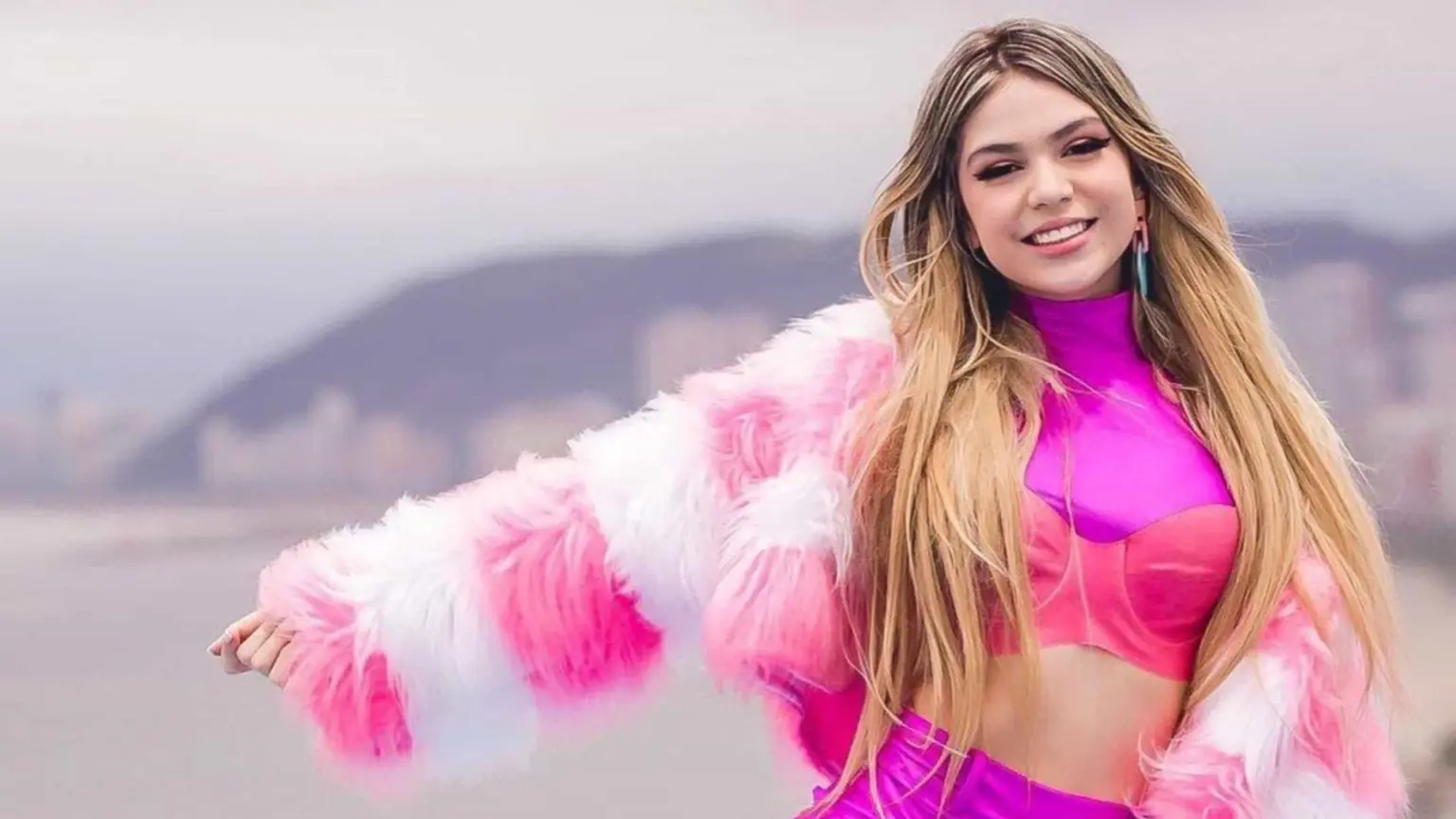 Melody detalha estado de saúde após acidente