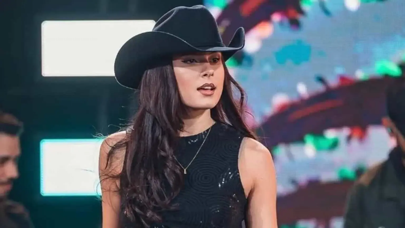 Ana Castela dá ataque de estrelismo e deixa crianças chorando