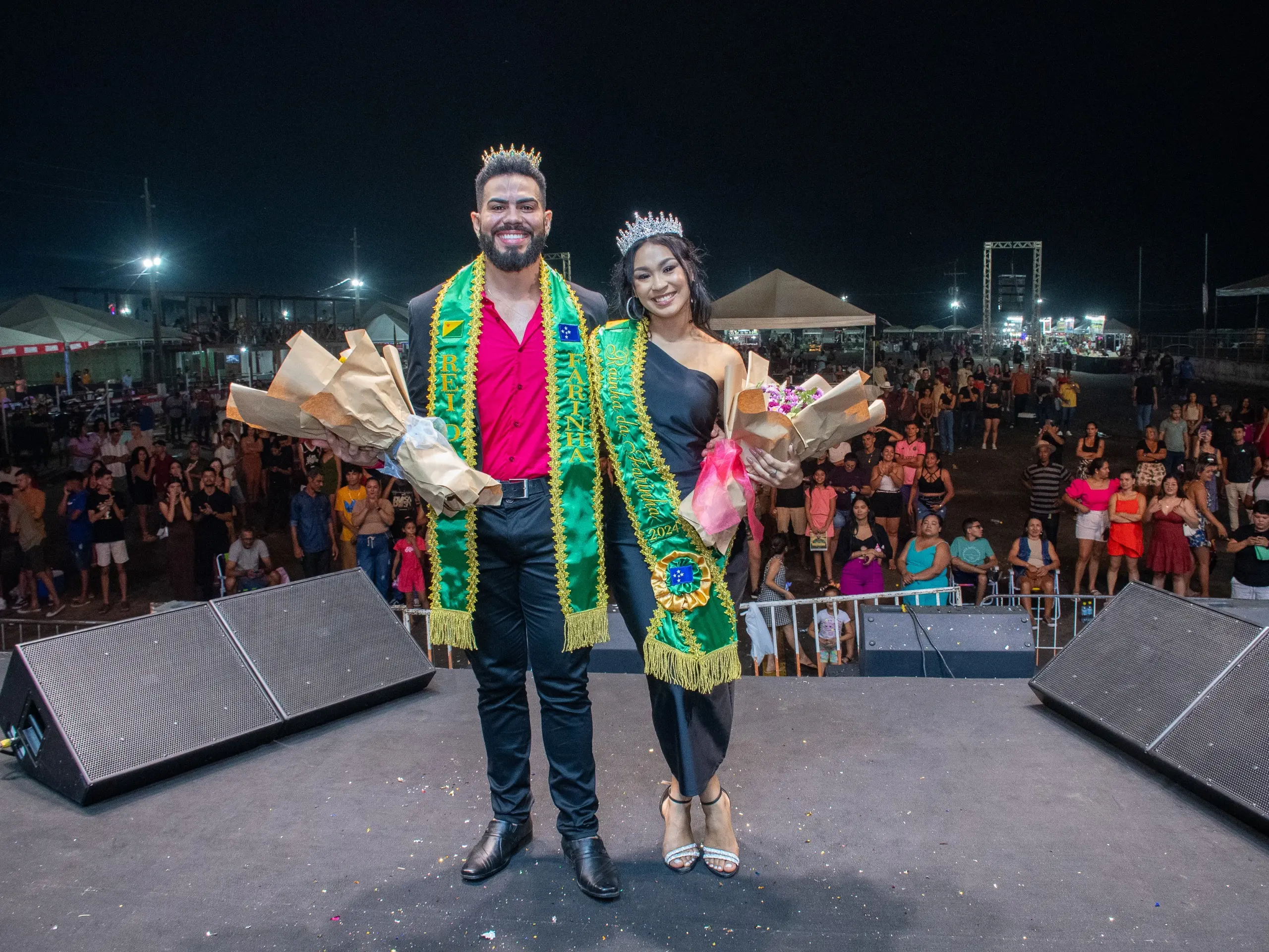 Valéria Menezes e Jeferson Silva são eleitos Rainha e Rei do Festival da Farinha
