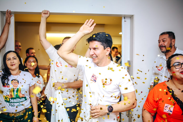 Conversas em Brasília podem trazer PSB de Jenilson para perto da esquerda