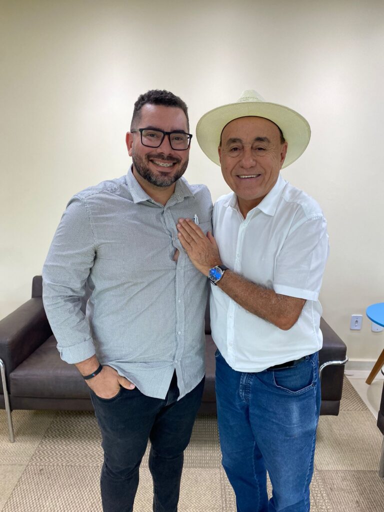 Bocalom se reúne com equipe de campanha e com empresário do ramo de filtros de água