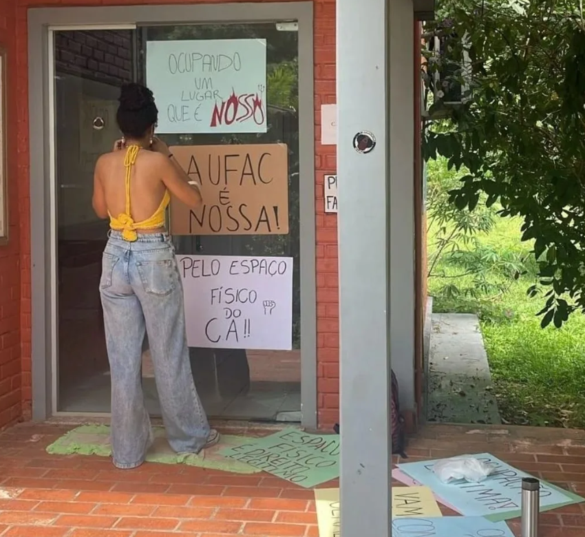 Conflito na UFAC: alunos enfrentam agressões e fechamento de espaço acadêmico; VÍDEO