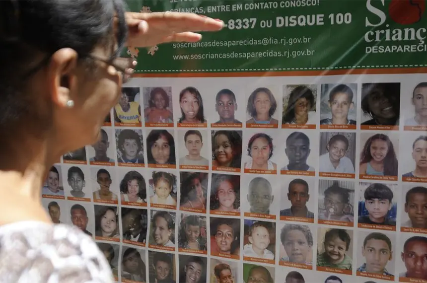 Polícia do Acre lança campanha que faz coleta de DNA para ajudar a encontrar pessoas desaparecidas