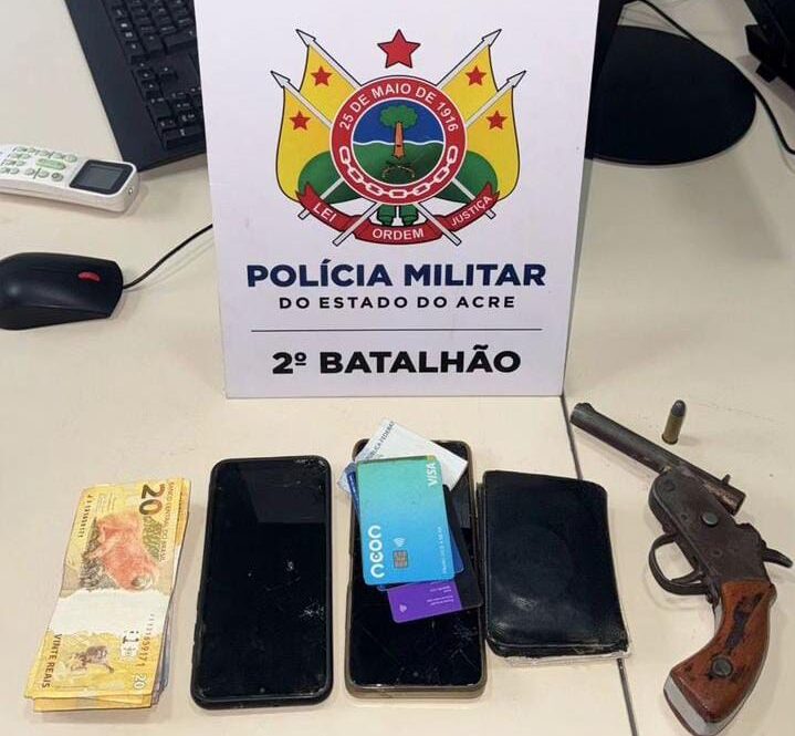 Polícia Militar prende homem com arma de fogo após roubo no Areal