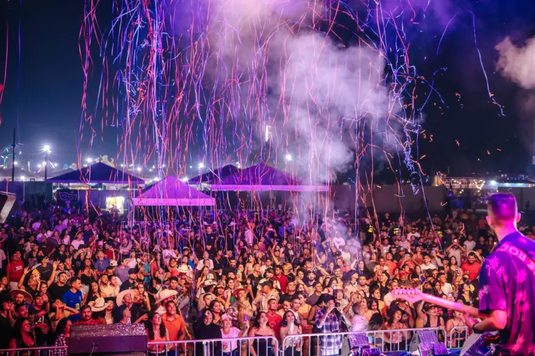FOTOS: show, Acre Fashion Week e novidades atraem multidão para a segunda noite de Expoacre