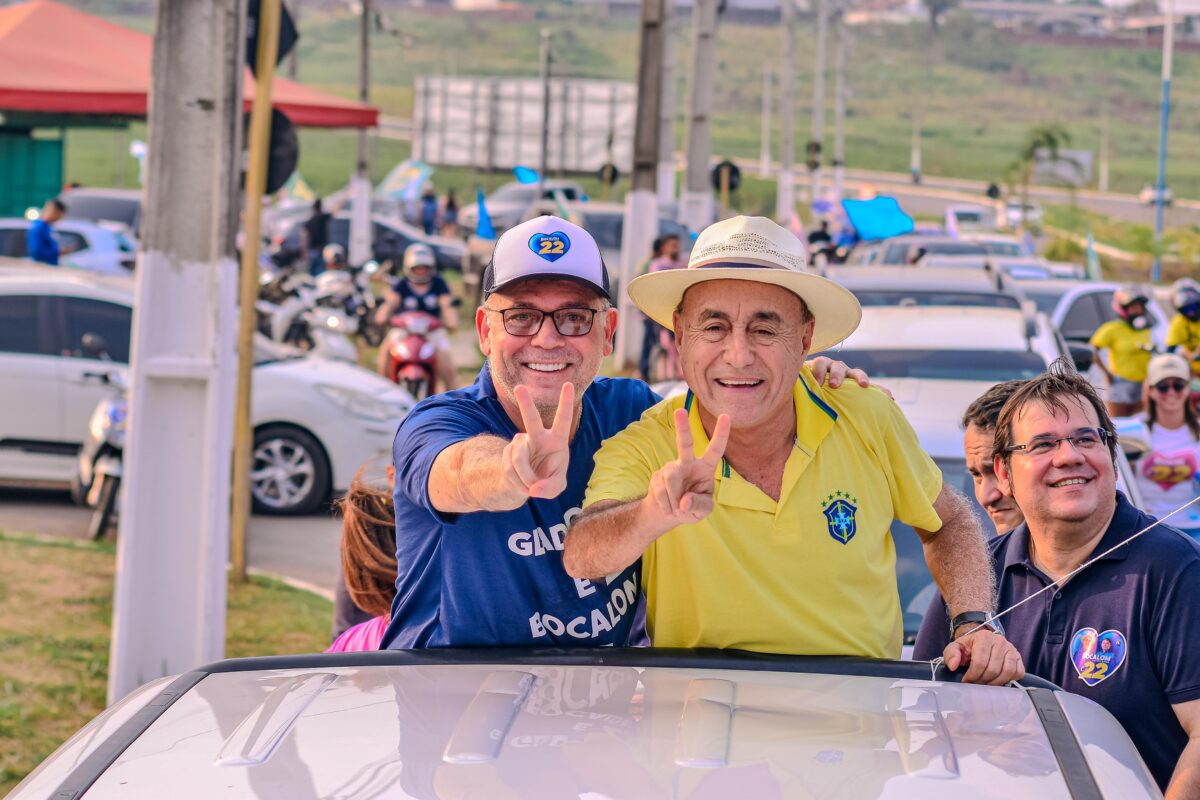 “O apoio popular me dá ainda mais força para seguir em frente!”, diz Bocalom durante carreata