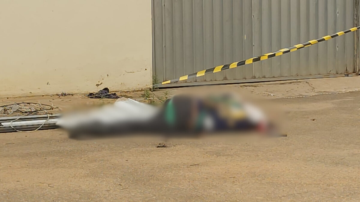Trabalhador morre após cair de telhado sem capacete, em prédio dos Correios em Rio Branco